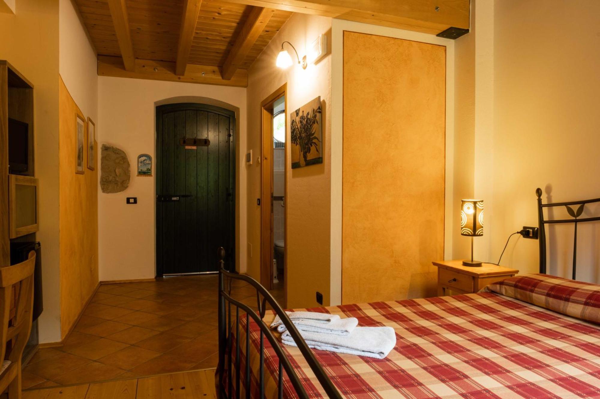 Agriturismo Revena Brentino Belluno Екстер'єр фото